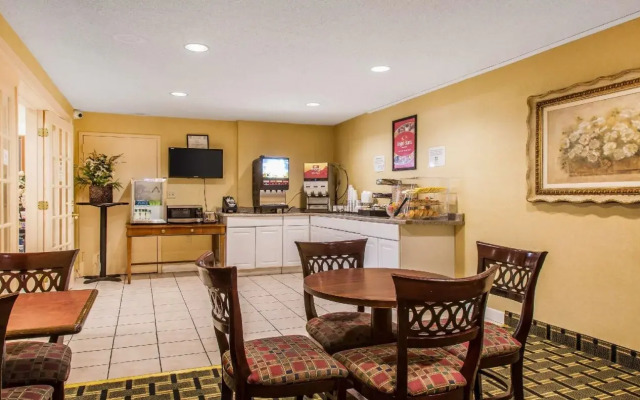 Econo Lodge Milldale - Southington