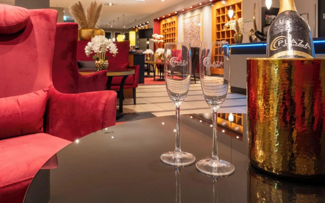 Plaza Premium Koln