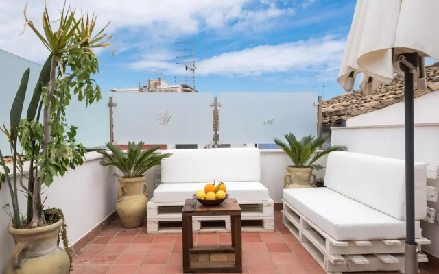 AM Suite With Terrace by Wonderful Italy