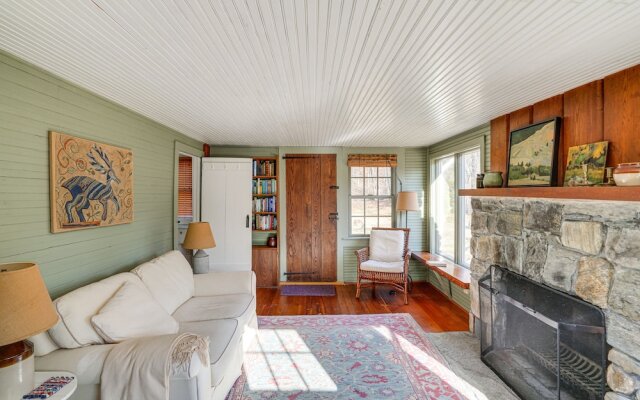 Cozy Berkshires Cottage w/ 11 Private Acres!