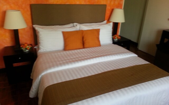 BSA Tower Serviced Residences