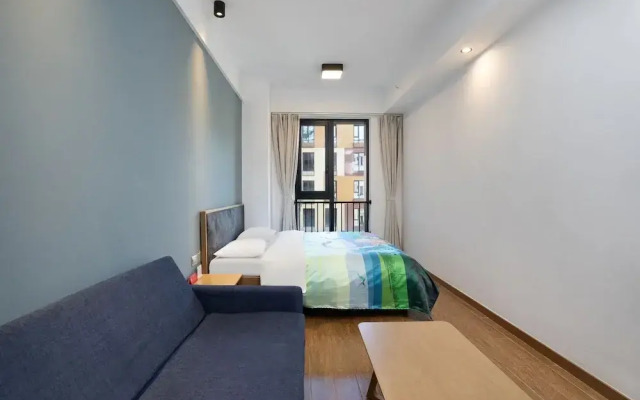 Prince Hotel By Secret Garden
