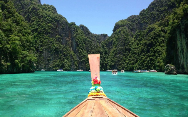 Phi Phi Relax Beach Resort