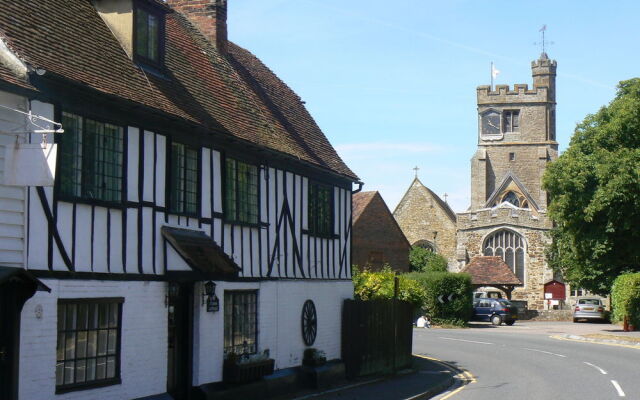 Tudor Cottage Bed and Breakfast