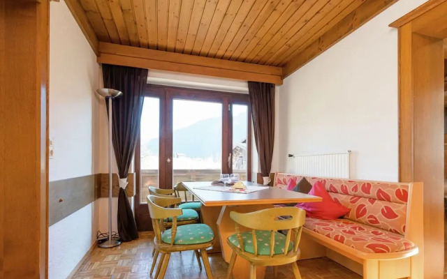 Modern Apartment in Hollersbach im Pinzgau With Balcony