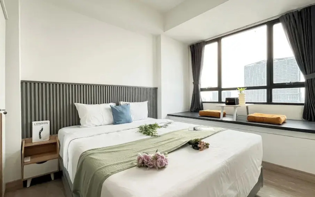 Studio Apartment Collins Boulevard Near Summarecon Mall Serpong