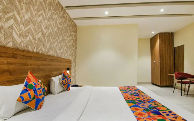 Hotel Golden Glory