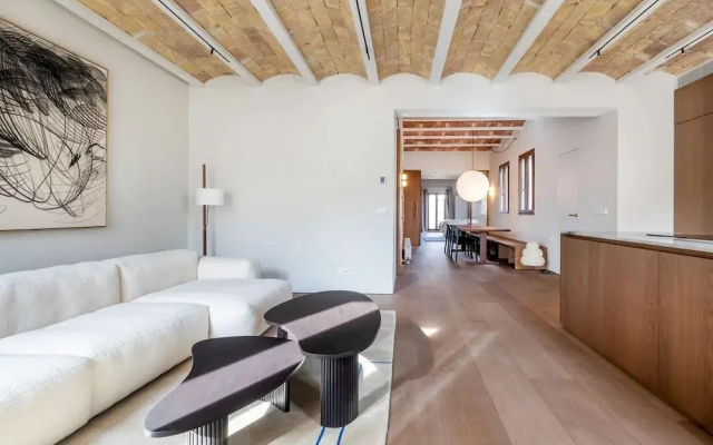 Barcelona Blissful Apartment Escape