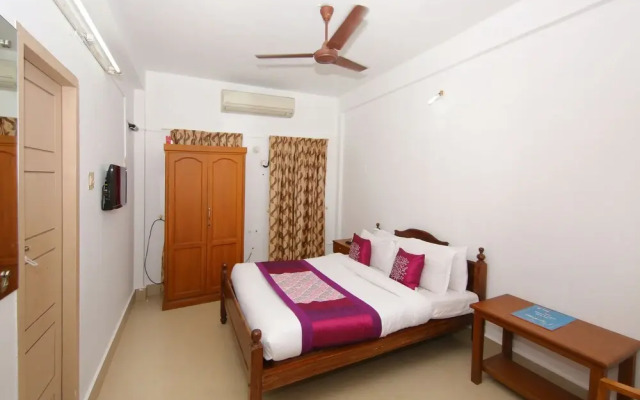 OYO 8892 Kadambari Regency