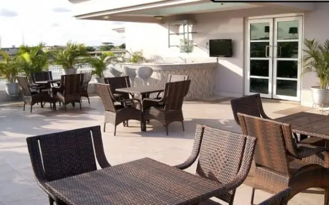 Excel Oriental Hotel & Suites