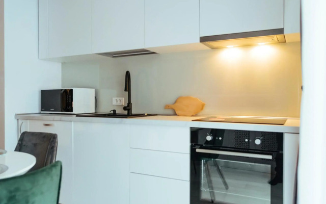 Cozy Special Pallady Apartament with Heated Courtyard