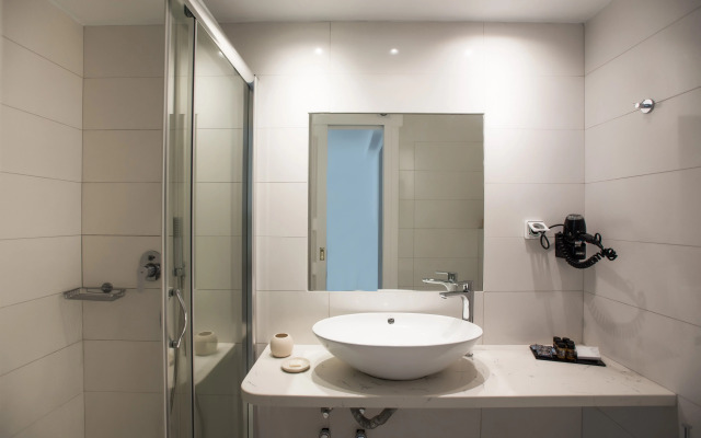 Charissi Hotel
