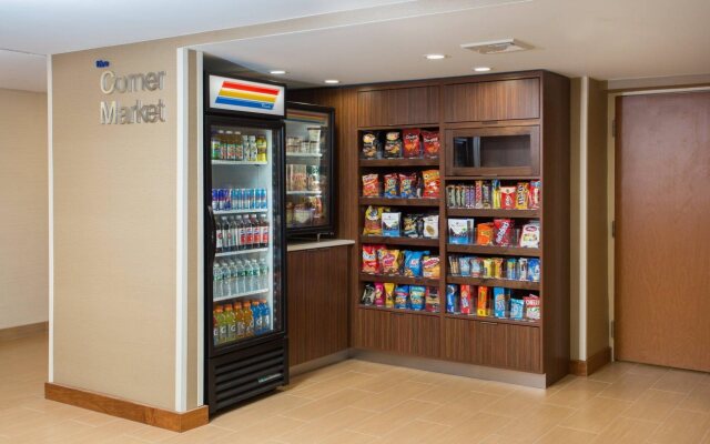 Fairfield Inn by Marriot Manchester-Boston Regional Airport