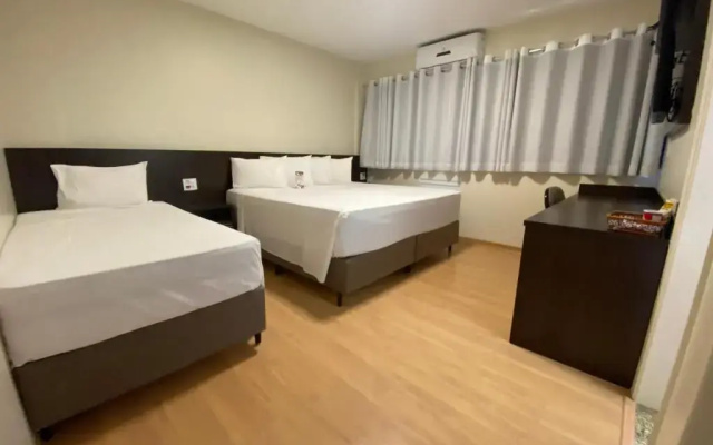 HD Plaza Hotel