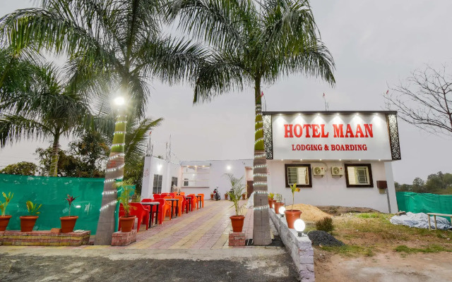 SPOT ON 78925 Hotel Maan Lodging & Boarding