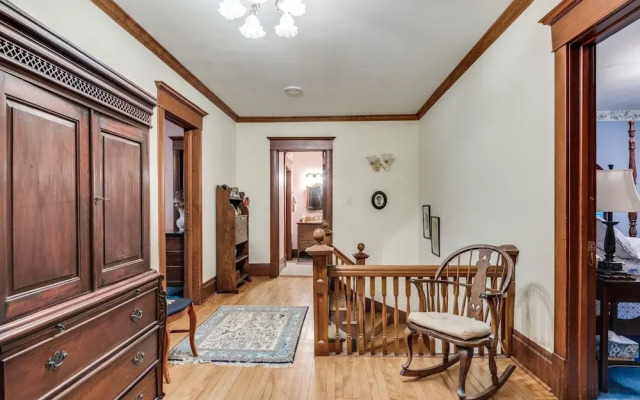 Covington Manor