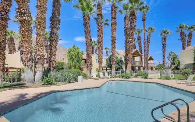 Balcony & Views: Pet-friendly Indian Wells Unit