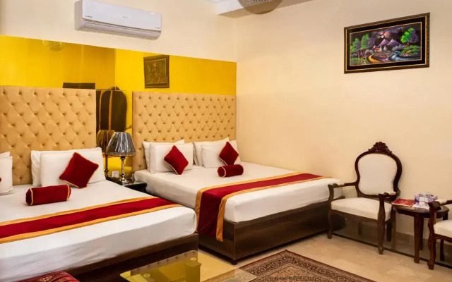 Lahore Palace Hotel