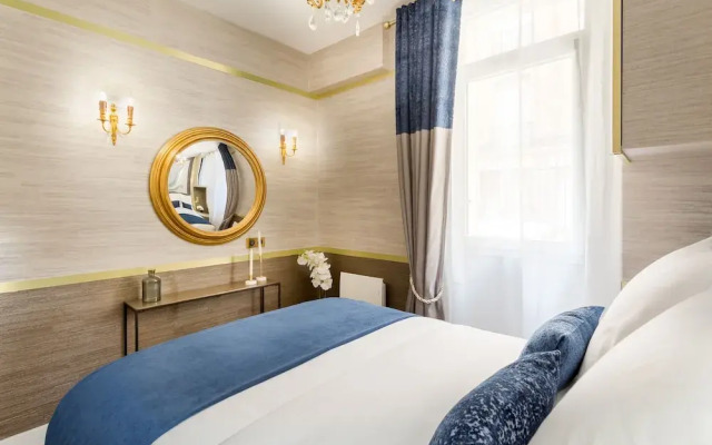 Luxury 2 Bedroom 2 Bathroom With AC -Eiffel Tower