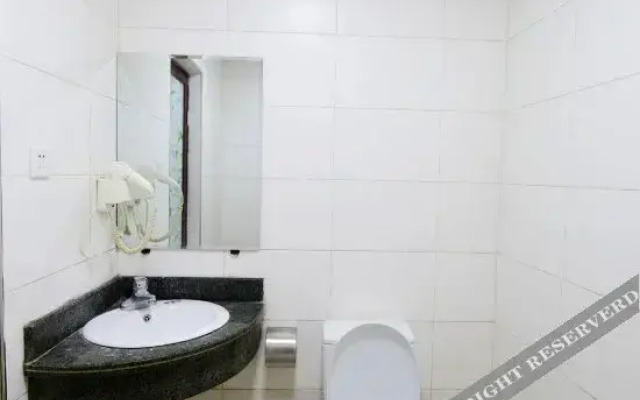 Beihai Silver Beach Family Holiday Hotel