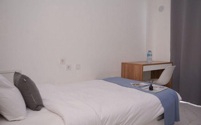 Cozy And Best Location Studio At Sky House Bsd Apartment