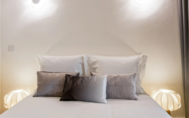 Rent4Days Bairro Alto Apartments
