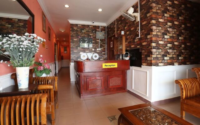 Sri Seroja Inn Budget Hotel by OYO Rooms