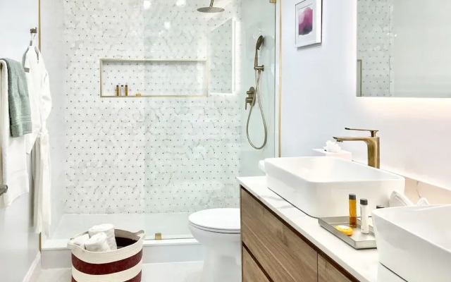 Miami Vacation Rentals - Coconut Grove