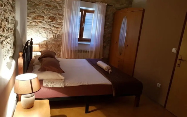 Perstel - With Parking - A4