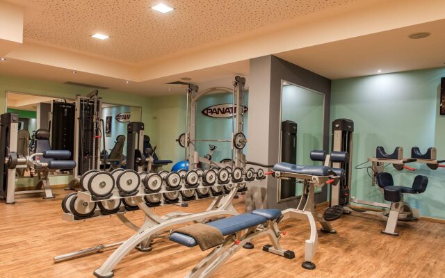 Crystal Palace Boutique Hotel