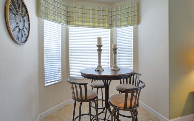 The Shire 4 Bedroom House w Pool - 4704TS