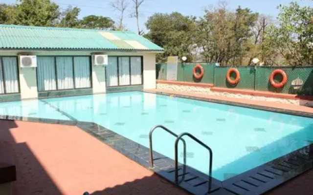 Honeybee Resorts