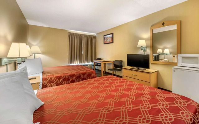 Econo Lodge Colorado Springs near Airport