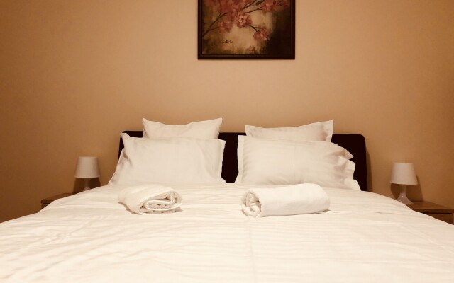 Monte Carlo Palace Rooms