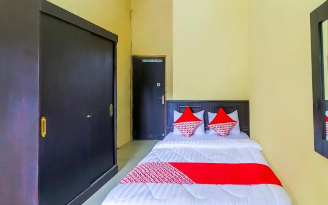 OYO 90852 Madani Guesthouse