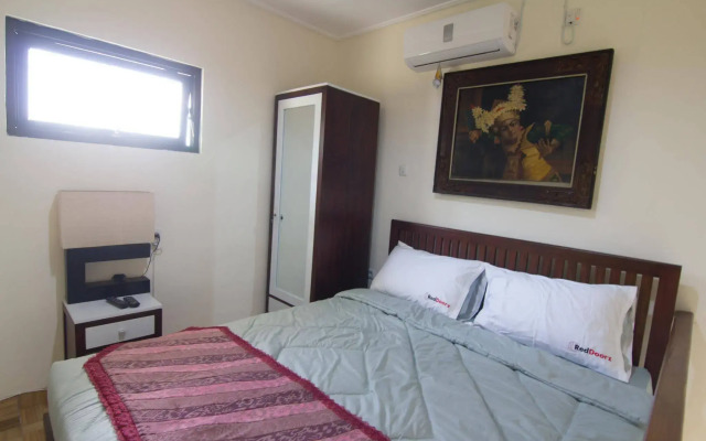 RedDoorz Mayjen Sungkono