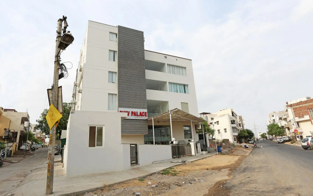 OYO 8425 Hotel Shiv Palace