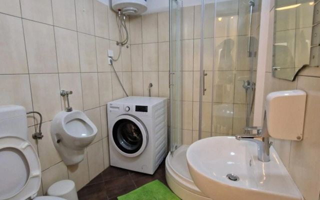 Secret Garden Apartment