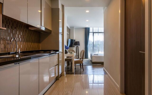 Metropolis Suites Bangkok, Tapestry Collection by Hilton