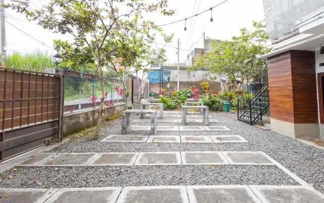 RedDoorz Syariah @ Wisma Djokorio Poncokusumo