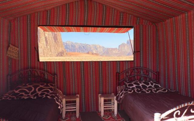 Momoo's Camp