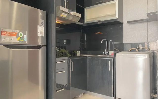 Nice And Homey Studio Apartment At Kemang Mansion