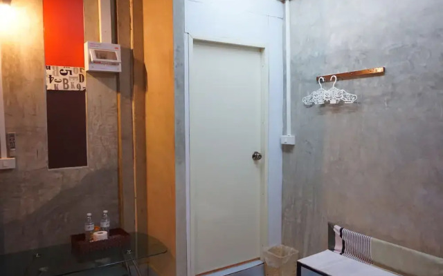 Chiangkhan Modern Home