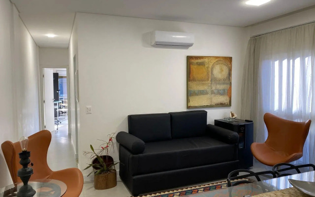 150m da Praia de Jurere - Excelente Apartamento