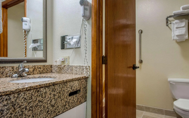 Quality Inn Bloomington near University