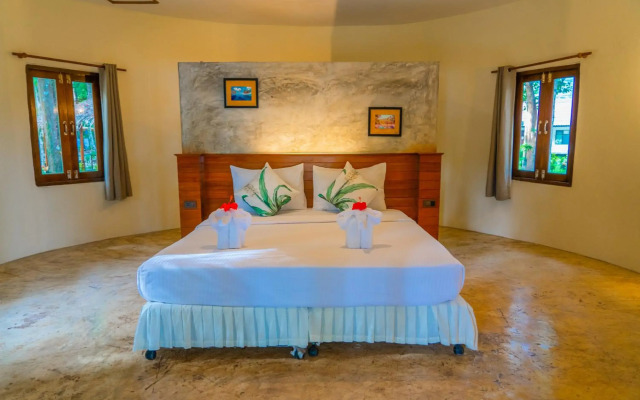 The Tropical Beach Resort