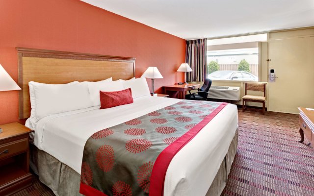 Ramada by Wyndham Baltimore West