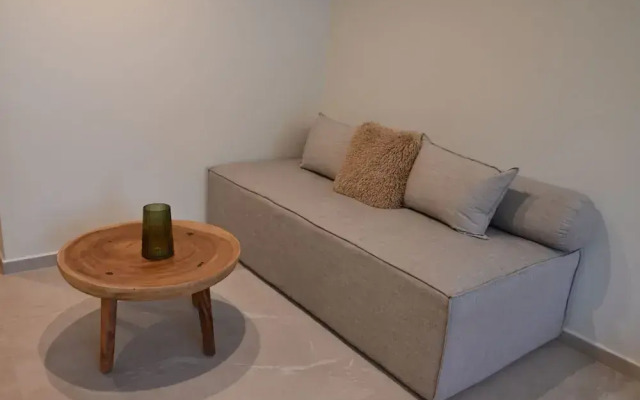 Rhotheon Suites in Ialysos Rhodes