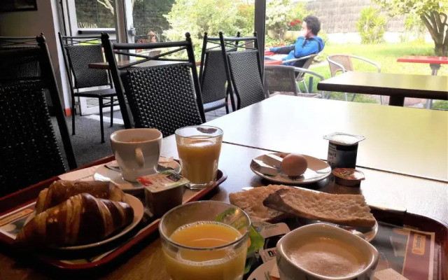 initial by balladins Bordeaux / Eysines