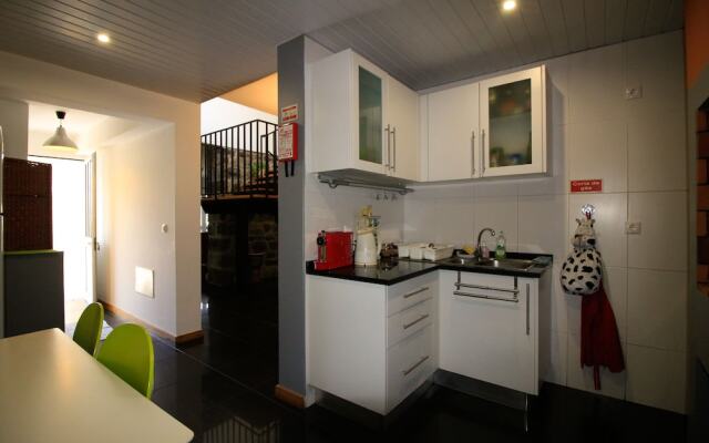 Casa do Passo by Analodges